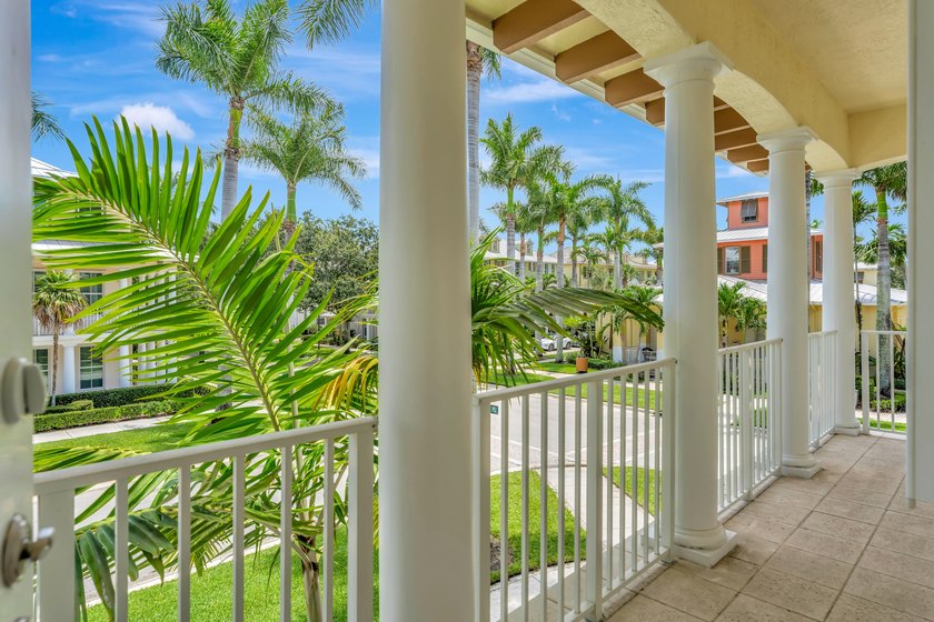 RARE LIVE/WORK CORNER UNIT IN THE HEART OF ABACOA! Showcasing - photo 17