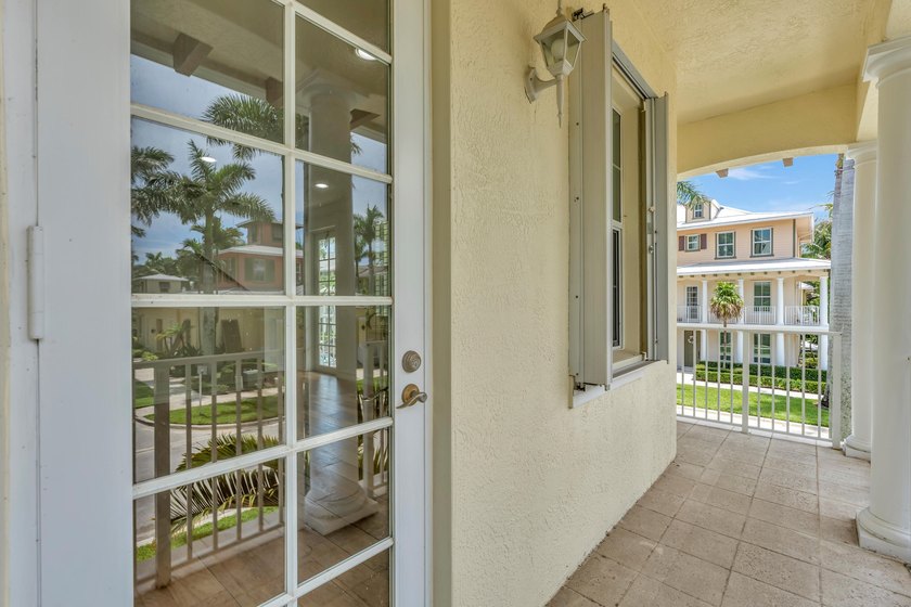 RARE LIVE/WORK CORNER UNIT IN THE HEART OF ABACOA! Showcasing - photo 19