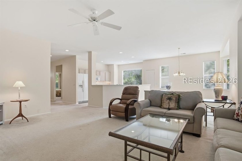 Well-maintained Potomac model located on a quiet cul-de-sac in - photo 33