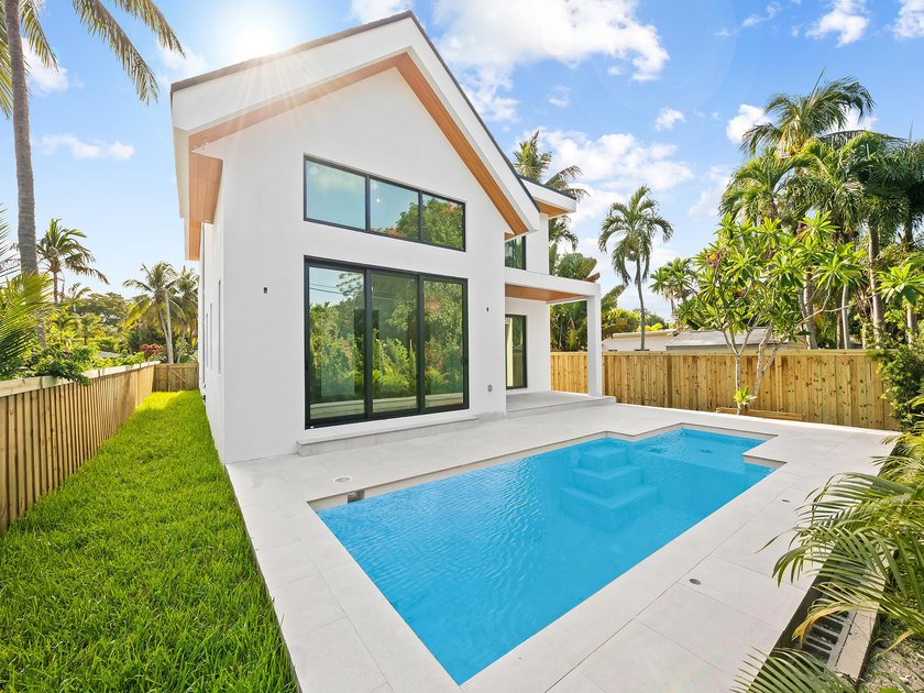 NEW CONSTRUCTION IN E. FORT LAUDERDALE, NEARING COMPLETION...! - photo 3