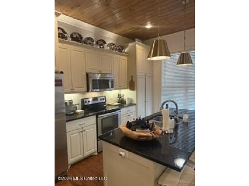 Prime Mississippi State Location with Incredible Views! Welcome - photo 6