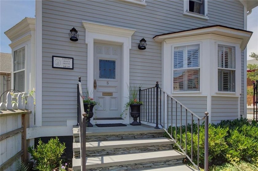The Edward Jones House is a circa 1850's quintessential Newport - photo 25