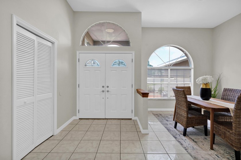 Move right into this beautifully updated 3-bedroom, 2-bath home - photo 5