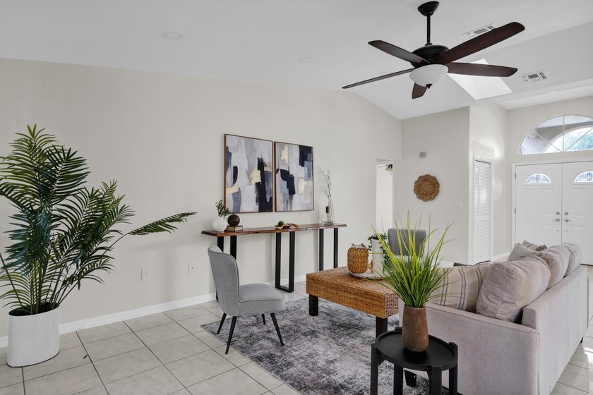 Move right into this beautifully updated 3-bedroom, 2-bath home - photo 10