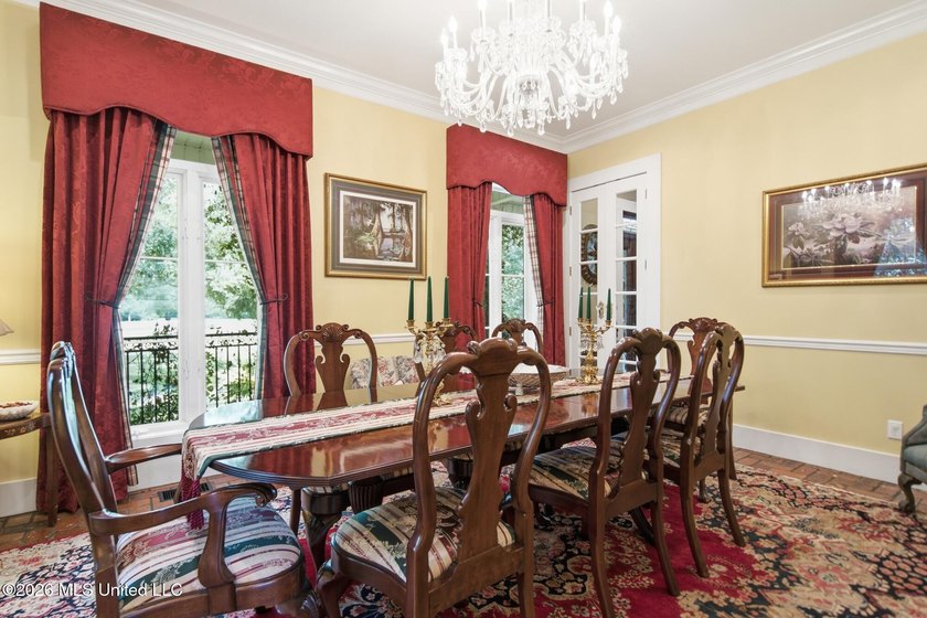 Custom-built and designed by renowned architect William H - photo 6