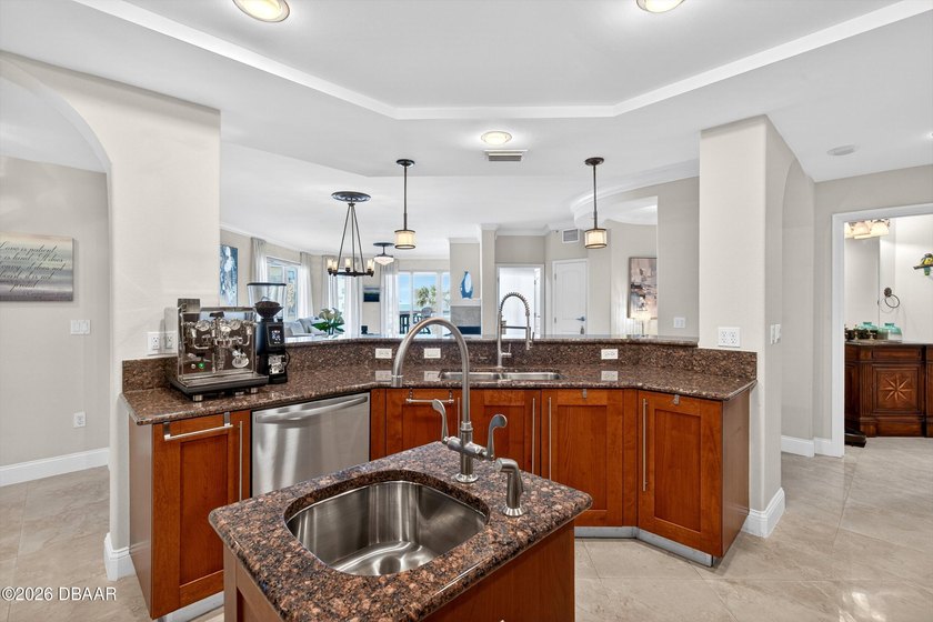 THIS LEADING LUXURY COASTAL CONDOMINIUM ESTATE UNVEILS A DREAM - photo 26
