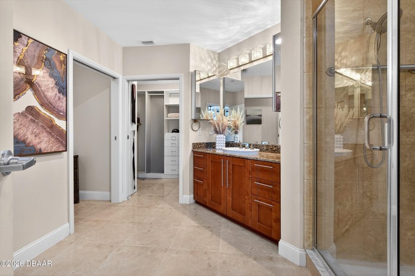 THIS LEADING LUXURY COASTAL CONDOMINIUM ESTATE UNVEILS A DREAM - photo 51