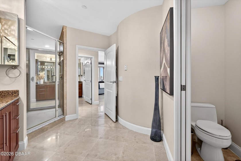 THIS LEADING LUXURY COASTAL CONDOMINIUM ESTATE UNVEILS A DREAM - photo 53