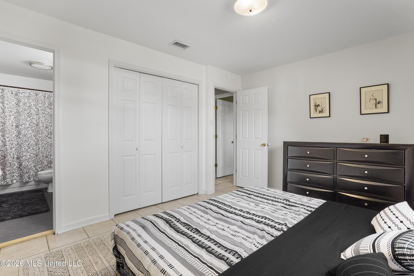 Great home with all new roof, water heater, and a/c. Well - photo 19