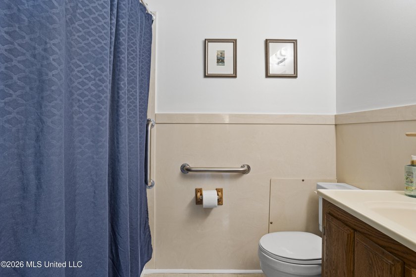 Great home with all new roof, water heater, and a/c. Well - photo 23