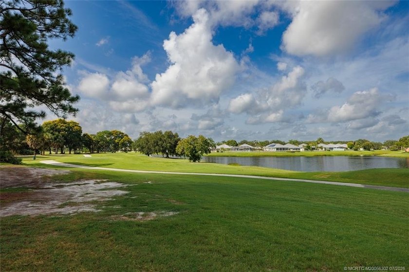 LOCATION! LOCATION! This home offers gorgeous views of LAKE and - photo 3