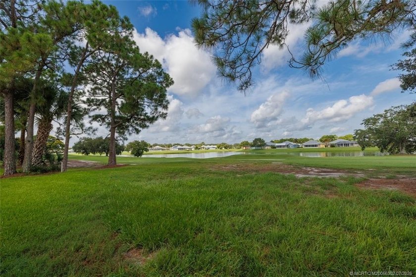 LOCATION! LOCATION! This home offers gorgeous views of LAKE and - photo 8
