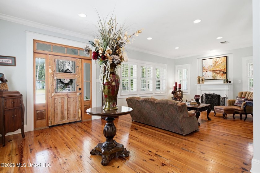 A Rare Gulf Coast Treasure Where Timeless Charm Meets Modern - photo 10