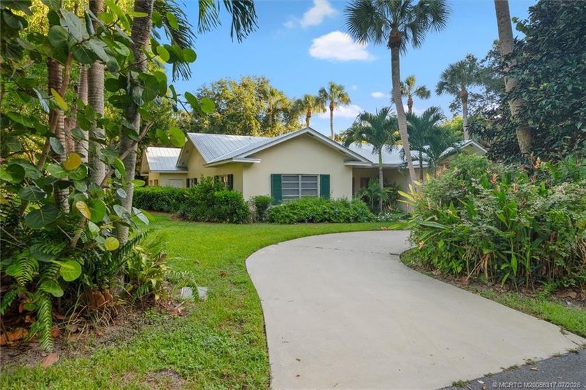 Discover this corner lot home in beautiful &amp; desirable Sewall's - photo 5