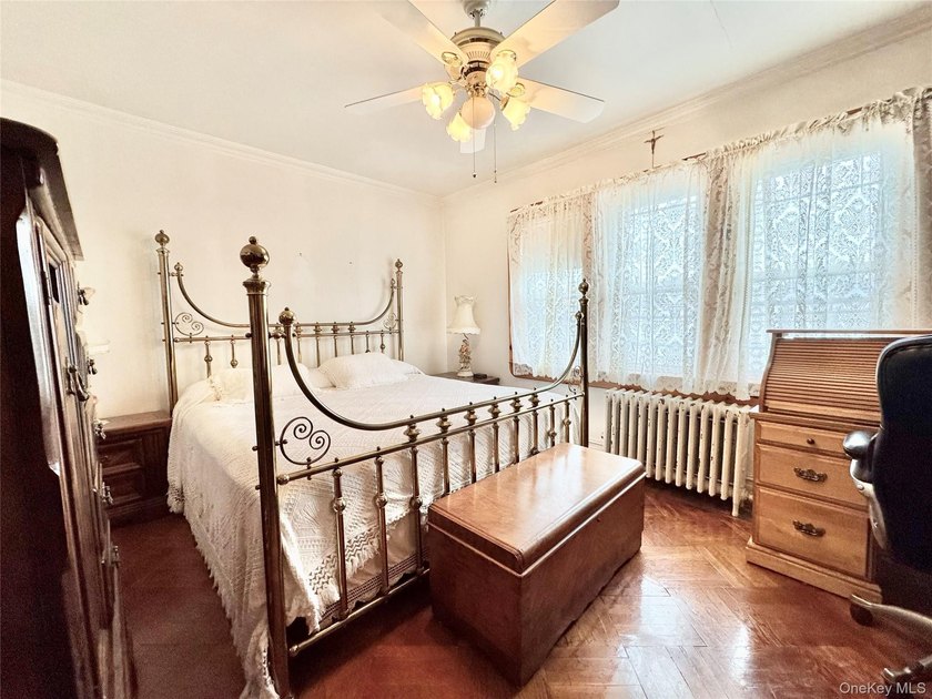 Incredible opportunity in the heart of Whitestone! This legal - photo 10