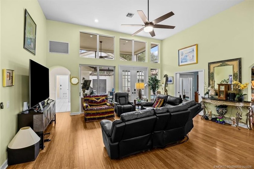 Resort-style living in Harbour Ridge Yacht &amp; Country Club with - photo 19