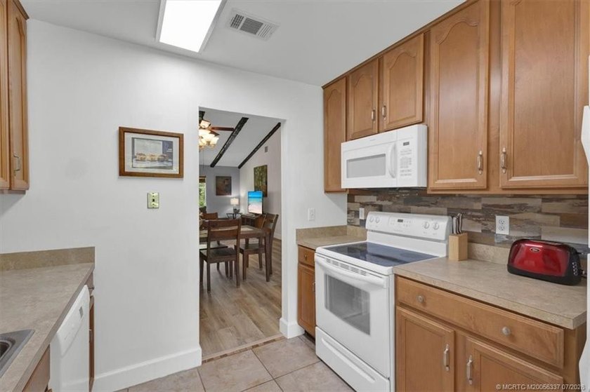 Located in gated community of Sandpiper Bay, this furnished - photo 10