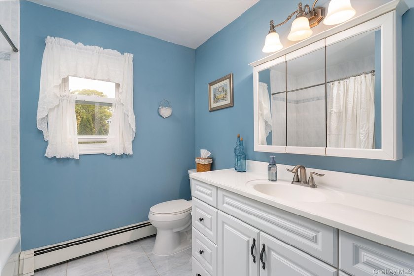 Welcome to this beautiful 4-bedroom, 2.5-bath Colonial located - photo 15