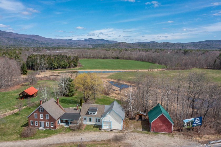 The Circle House - Plymouth, NH! Historic 1850s brick farmhouse - photo 42