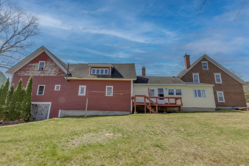 The Circle House - Plymouth, NH! Historic 1850s brick farmhouse - photo 46