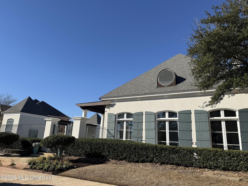 Welcome to luxury living in one of Rankin County's most - photo 4