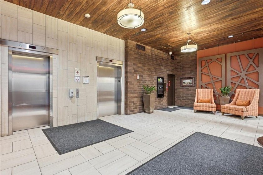 Stylish downtown living in the heart of Saint Paul! This - photo 3