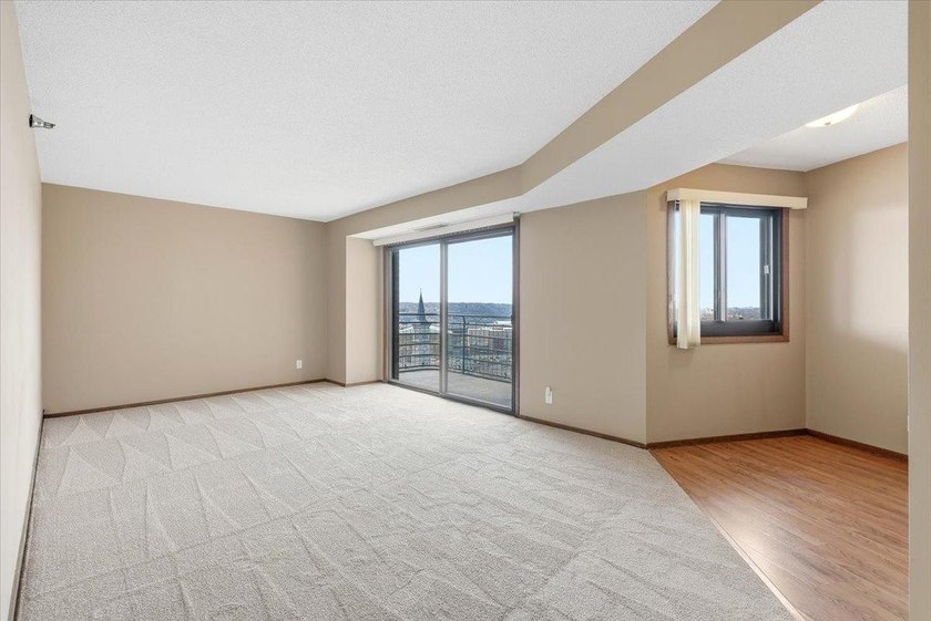 Stylish downtown living in the heart of Saint Paul! This - photo 5