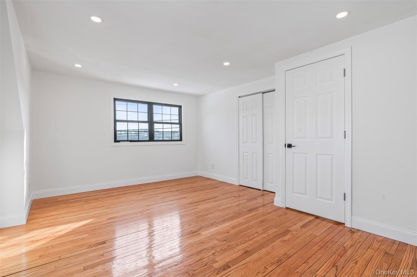 Beautifully renovated one-family home in the heart of North - photo 9