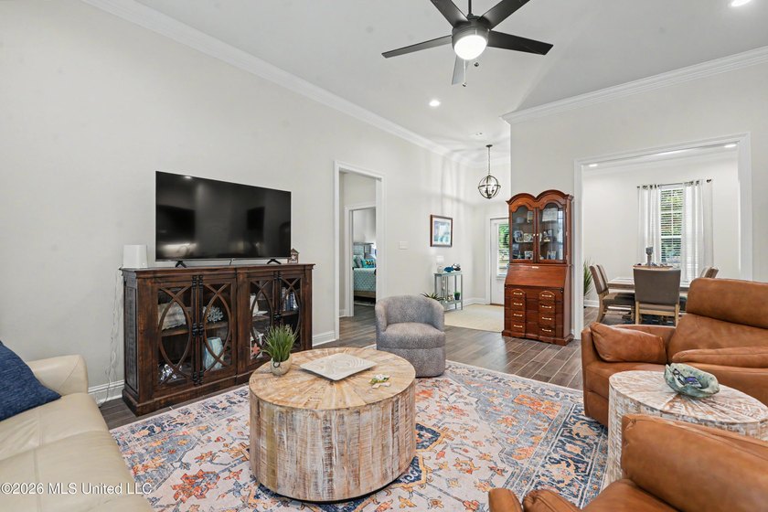 This beautiful home in the Shieldsboro community offers a - photo 5