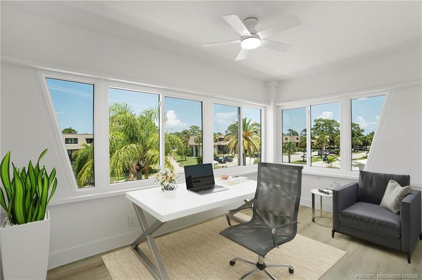 QUALITY, HIGH CALIBER, COMPLETELY RENOVATED w/ High Grade - photo 6