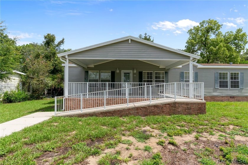This home offers 2356 sq ft of living area! Situated on .46 acre - photo 5