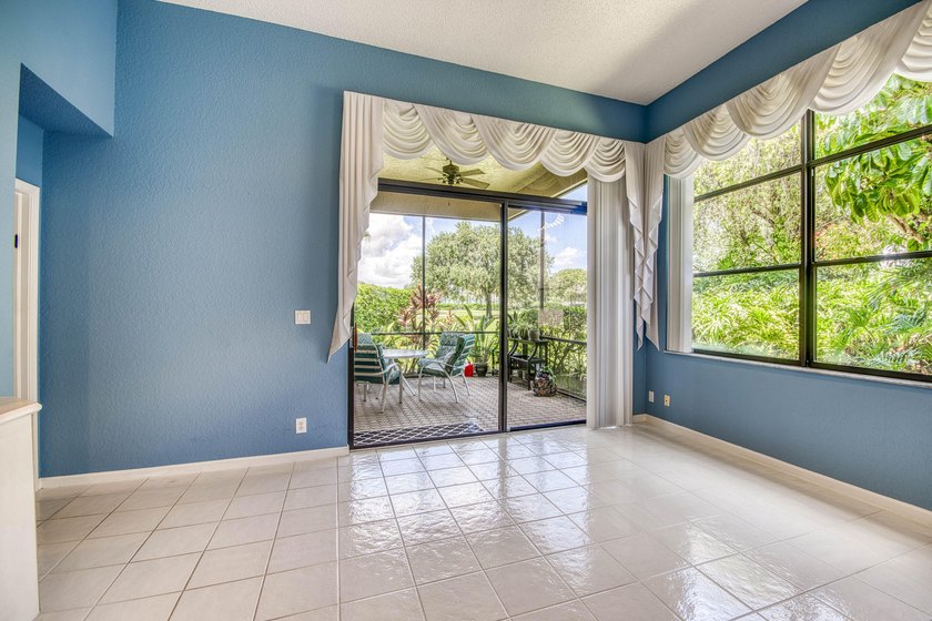 Welcome to 4557 Barclay Fair Way, a beautifully maintained - photo 10