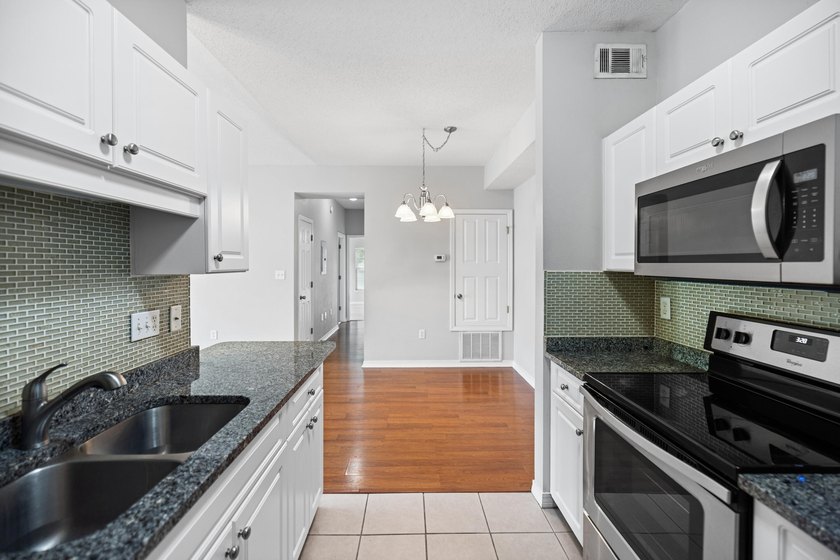 Affordable and move in ready! Charming 2-bedroom, 2-bath condo - photo 22