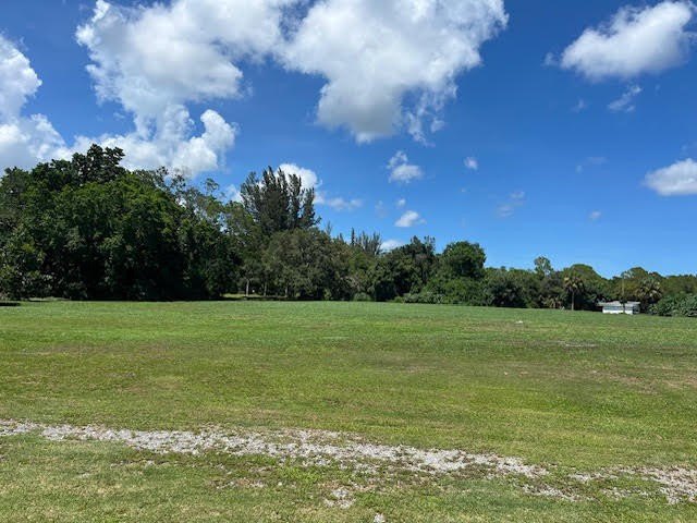 Organic farm, 2.79 acres of upland pasture after carving out the - photo 5