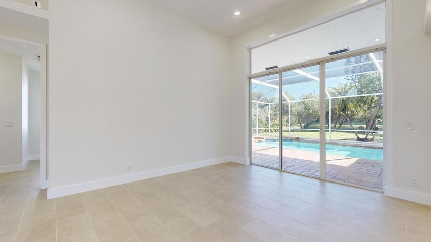 SELLER FINANCING OR LEASE OPTION AVAILABLE! Stunning Lakeview - photo 10