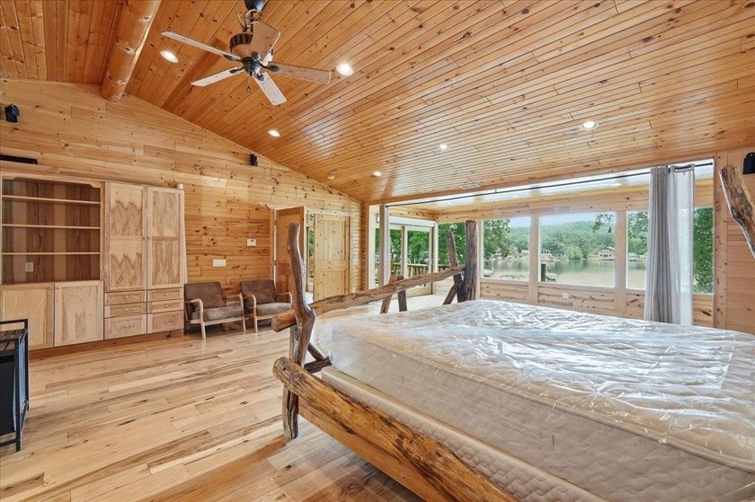Condo Fees $300/month. Retreat on the shores of Lake Wisconsin - photo 25