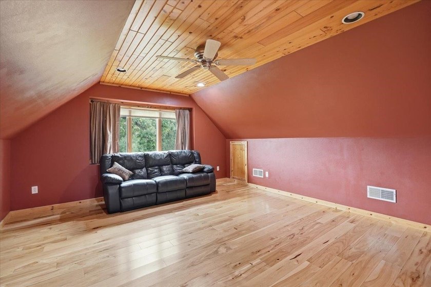 Condo Fees $300/month. Retreat on the shores of Lake Wisconsin - photo 32