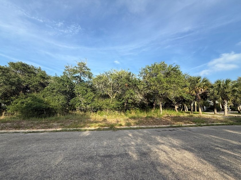 A rare opportunity awaits in The Estates at the Rockport Country - photo 12