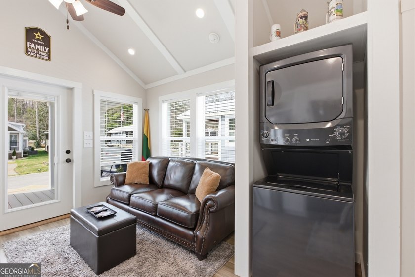 Simple living meets modern comfort in this Wayah model tiny home - photo 13
