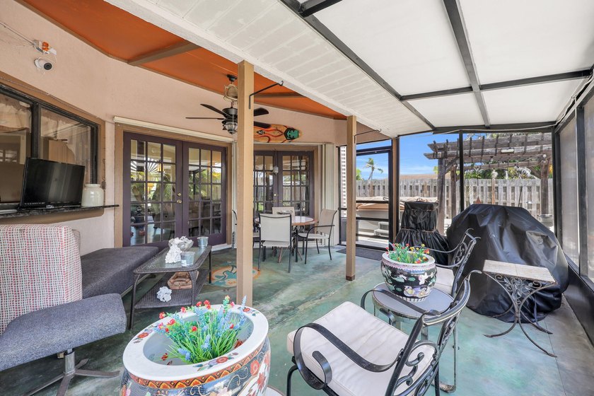 Beautifully maintained 3-bedroom, 2-bathroom, 1-car garage home - photo 28