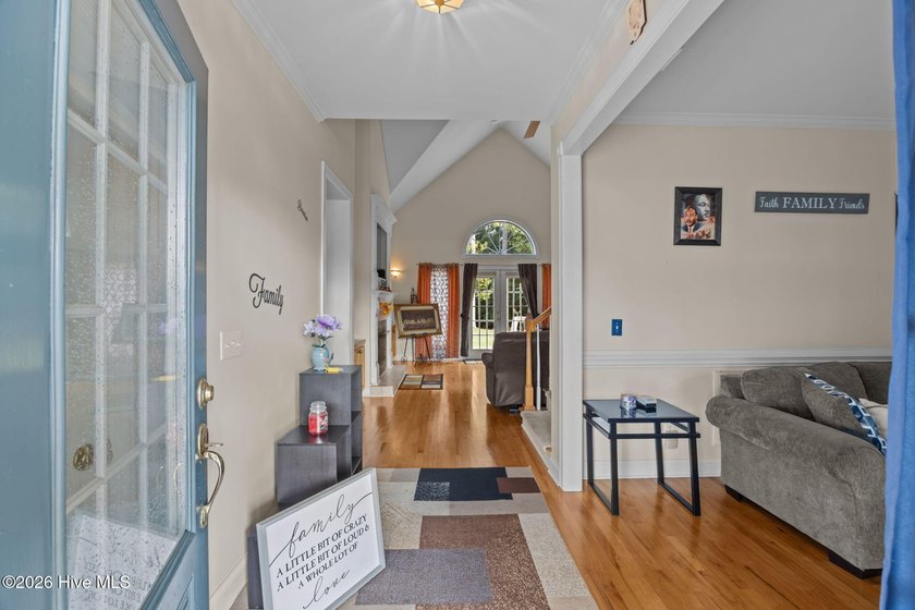 ''Sellers are offering up to $10,000 in buyer concession with an - photo 4
