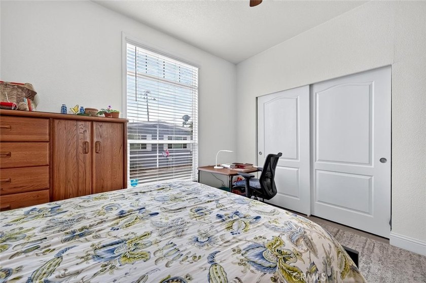 16444 BOLSA CHICA ST # 20 HUNTINGTON BEACH CA 92649 This - photo 4