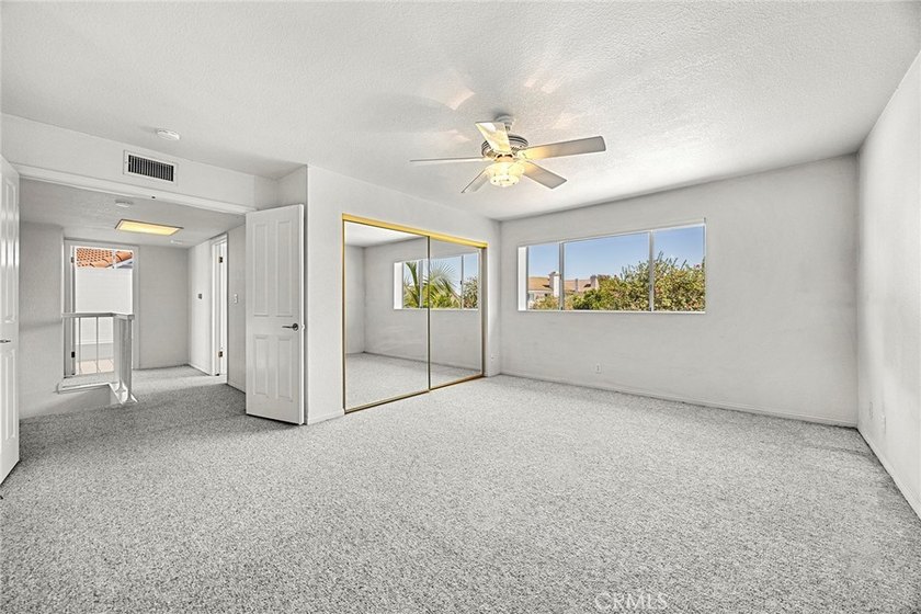 A value packed multi-generational residence awaits, set within a - photo 21