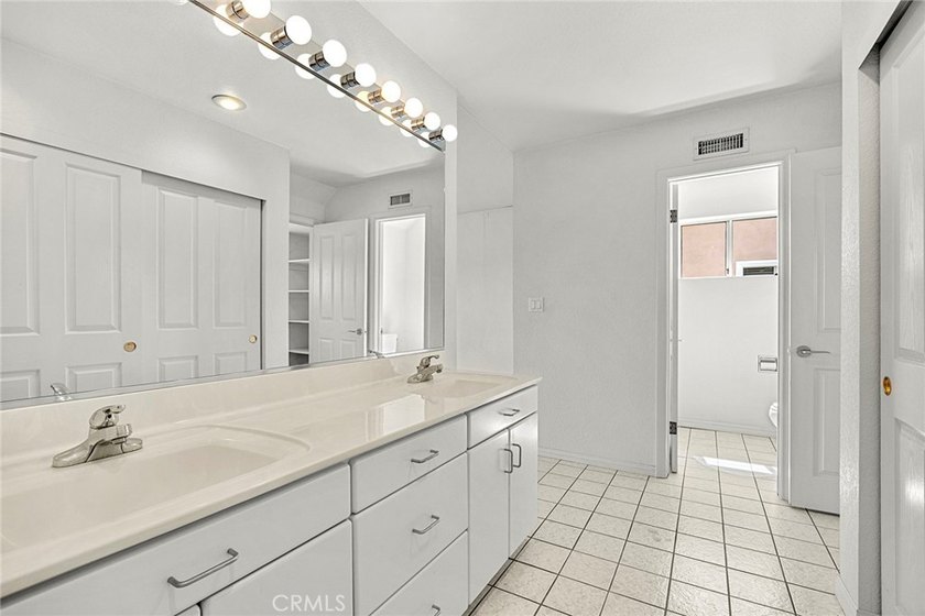 A value packed multi-generational residence awaits, set within a - photo 25