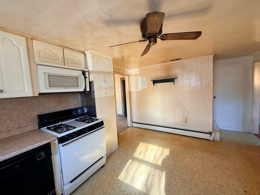 1,280 sq. ft. ranch-style residence situated on a .25-acre lot - photo 12