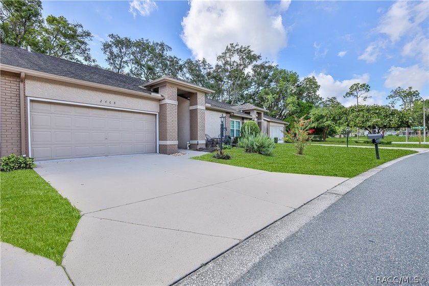 You'll love this beautifully maintained, furnished, 2-bedroom - photo 3