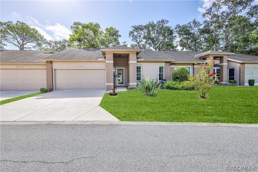 You'll love this beautifully maintained, furnished, 2-bedroom - photo 4