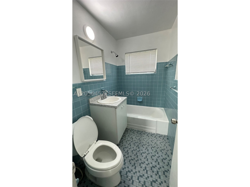 Welcome to an incredible opportunity in a desirable Miami - photo 8