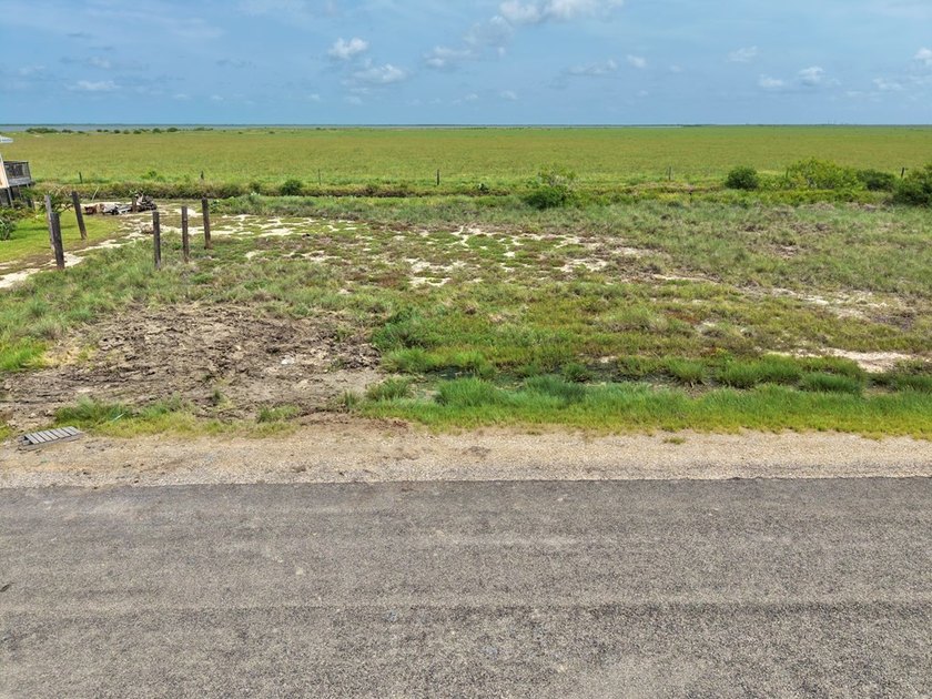 Build your dream home on this affordable 100' x 100' homesite - photo 11