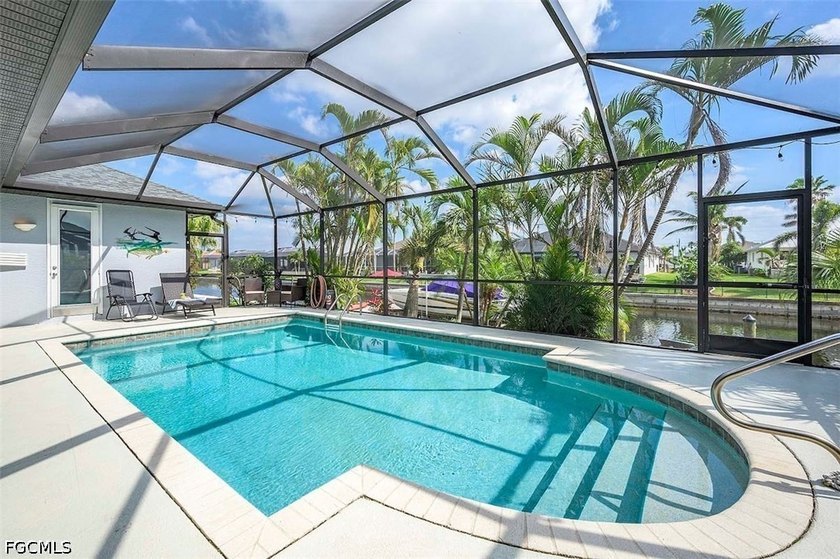 This beautifully maintained 3-bedroom, 2-bathroom home in - photo 22